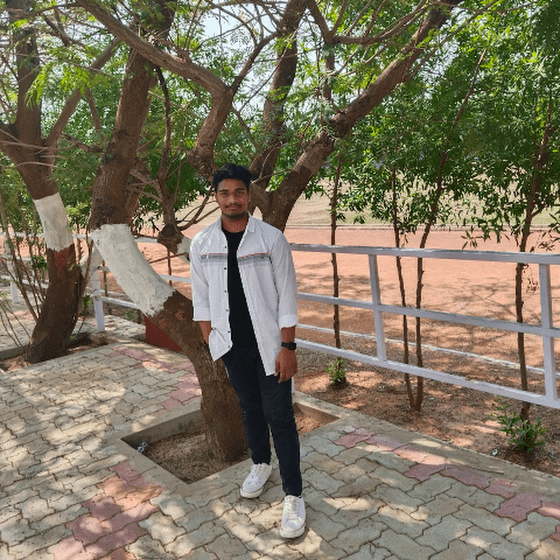 Lokeshvardhan Vinukollu's profile picture